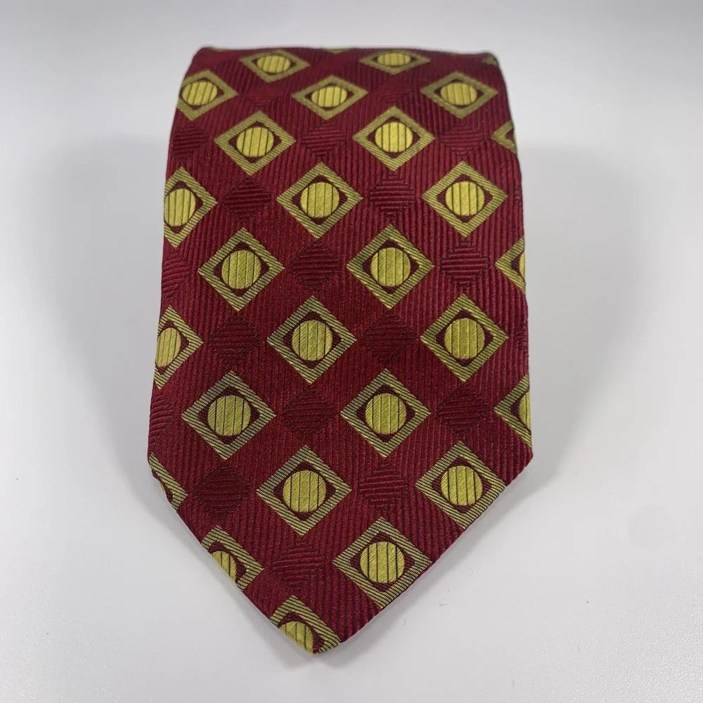 Bolgheri of Italy Mens Tie Crimson Maroon w Gold Geometric Design 100% Silk Repp